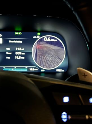This camera shows up whenever you signal (and there's the usual BSM lights on the mirrors too)