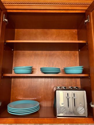 Dishware
