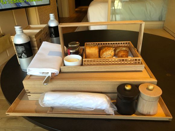 Western breakfast bread tray and bento box