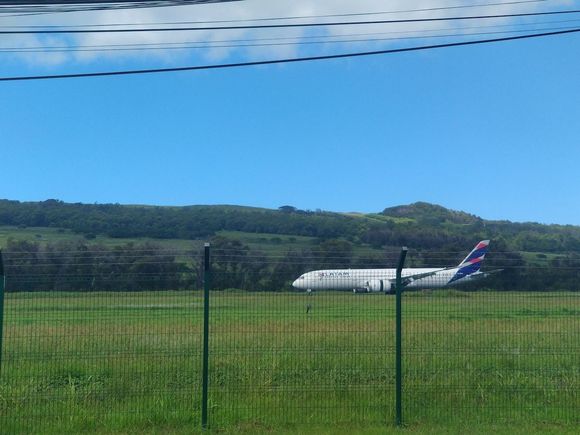LATAM 787-900 just landing in IPC