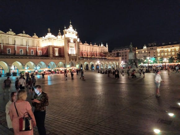 Market place by night with relatively straight vision