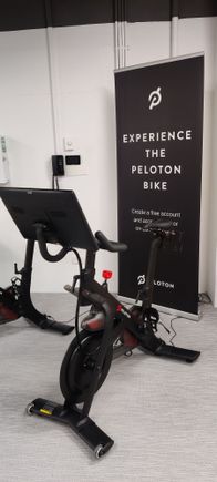 Free peloton bikes in the gym