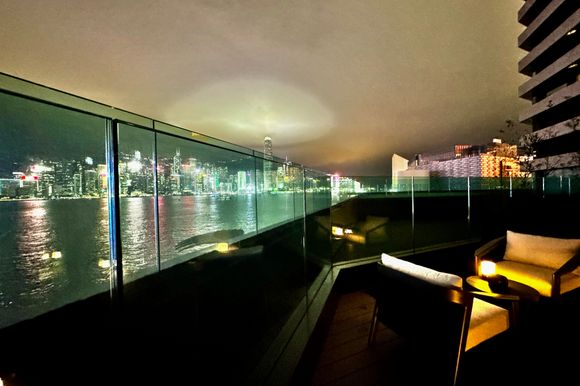 Terrace (Patio: Night)