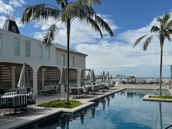 Hotel pool