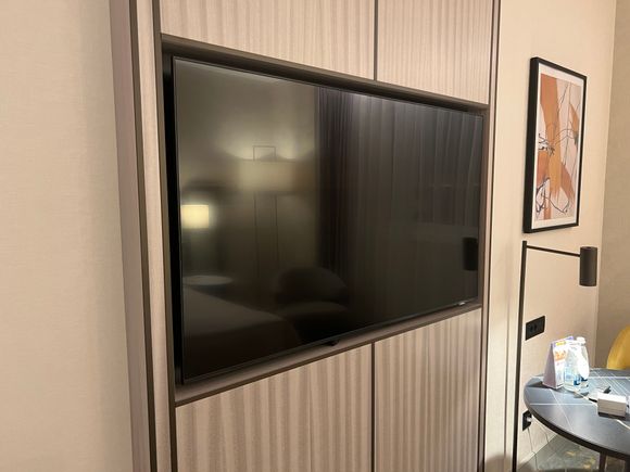 The TV has some apps on it including YouTube but no mainline streaming brands and a method for connecting an Android device. Not entirely helpful for the other half of the planet.