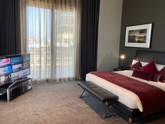 Master bedroom 