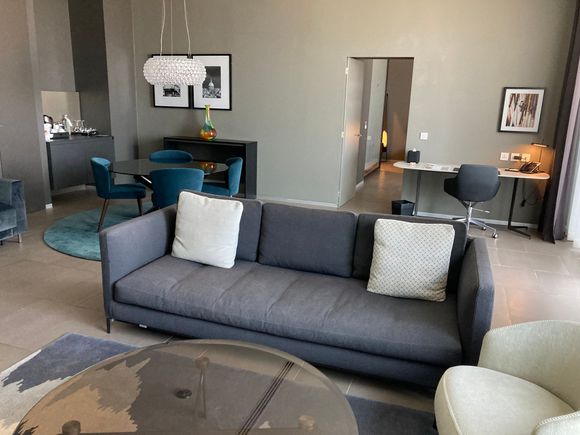 Left the entrance, this is the living room