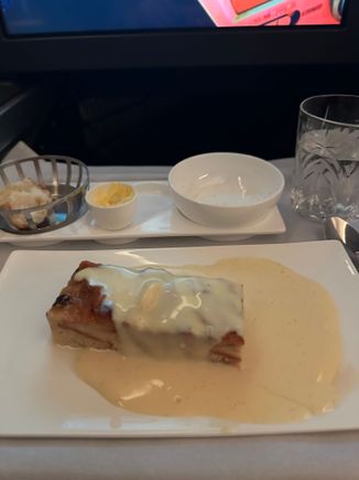 Was going to go for something else but the crew suggested the Chocolate Bread & Butter pudding, and I did not regret it. Could have eaten five of these (actually after all I'd eaten already I may have struggled).