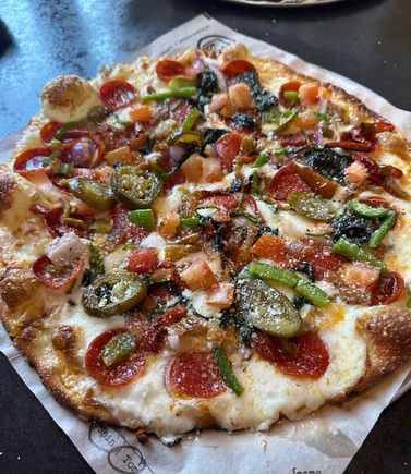 One of my favorite lunches. Fired Pie Pizza with garlic oil and Alfredo sauce, pepperoni and a bunch of veggies. 