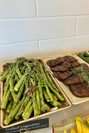 Evening offering at the Club Lounge