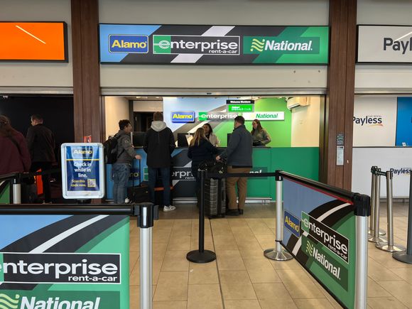 DUB ERAC/National/Alamo desk