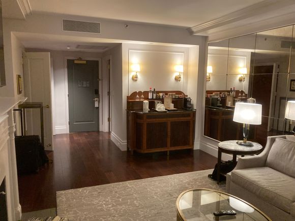 Looking back to entrance door