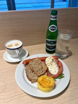 Not many food options at breakfast time 