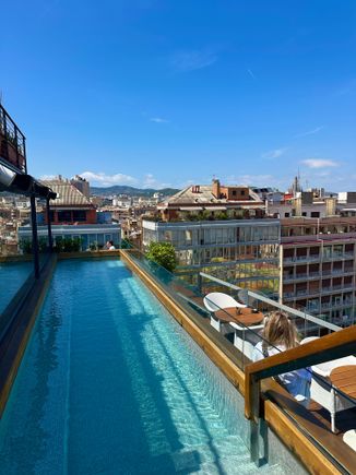 Splash pool 