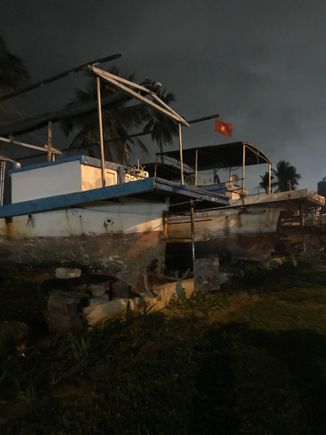 Some abandoned boats at beachside