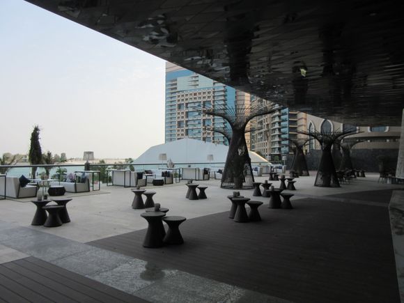 Outdoor Pearl Lounge