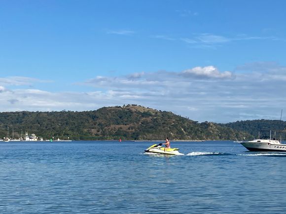 Jet ski