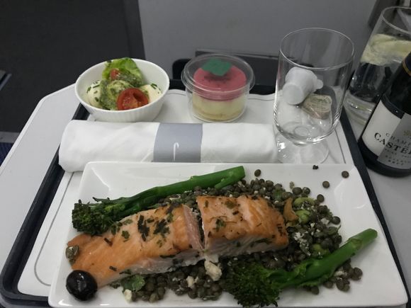LGW Band 2 evening flight - the big loser in LHR/LGW short haul catering, still no hot option on a 2h30 block time flight. Portions are at least more substantial, though this salmon with lentil salad was pretty bland to eat.