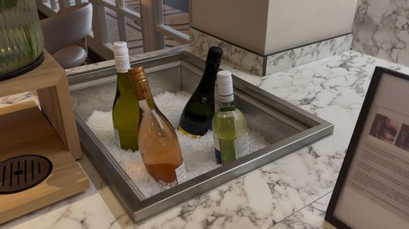 Cava, white wines
