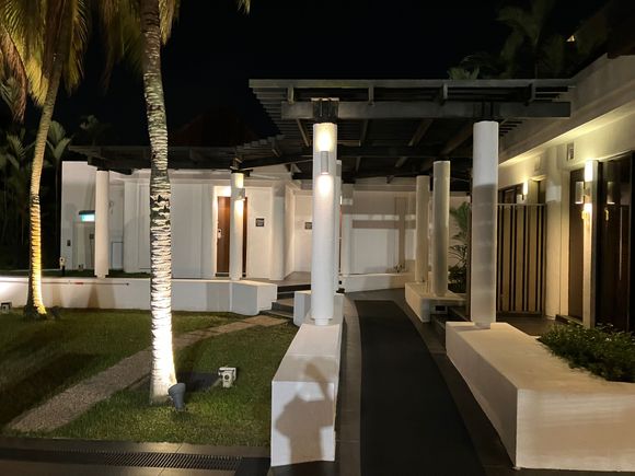 The path to the Cabanas by night