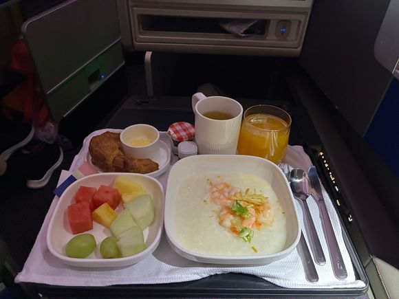 Shrimp congee option prior to landing