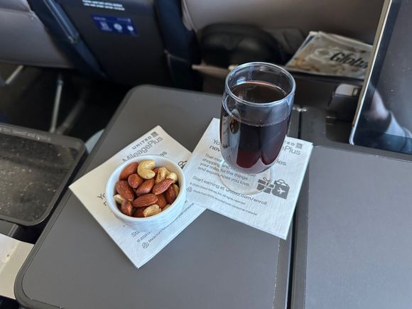 PHL - IAH nuts and red wine