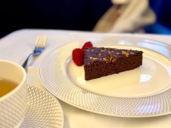 Chocolate dessert, hmmm not my favorite. A bit dry. F out of LHR