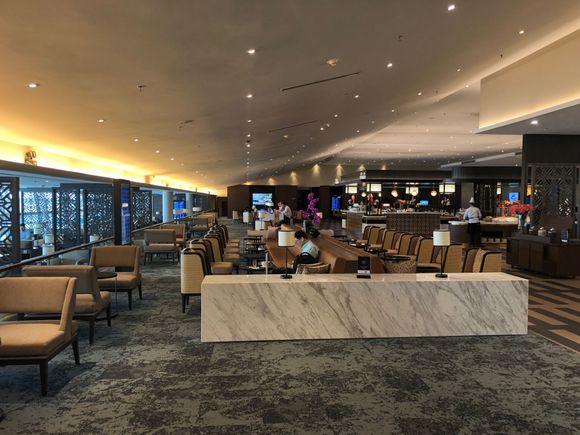 view immediately after entering the lounge