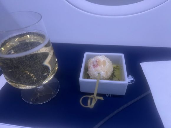 Solid amuse-bouche