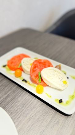 Burratta salad
