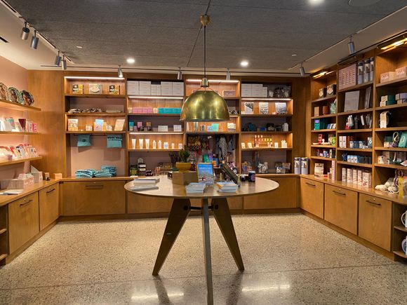 Gift shop.. stuff you'll find at the MOMA gift shop