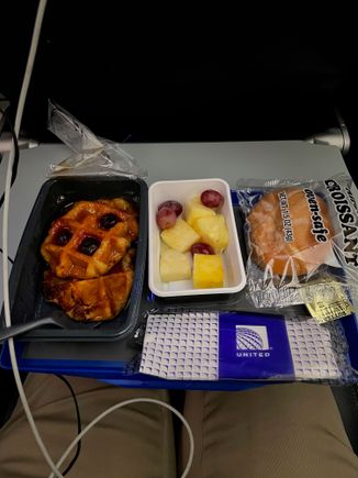 Breakfast served 90mins prior to landing (Belgian Waffles in apricot sauce or scrambled egg with sausage). Very sweet and delicious and the waffle had a bit of a nice crunch to it. 