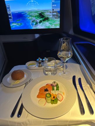 Lovely salmon and very nicely presented. 