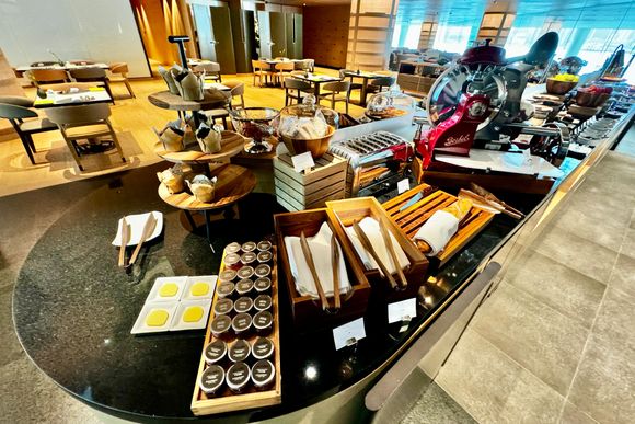 Buffet (Pastries and Sweets)