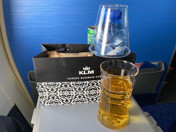Not bad for a CDG-AMS snack
