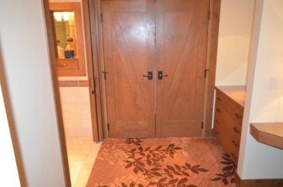 1056 Ritz LT