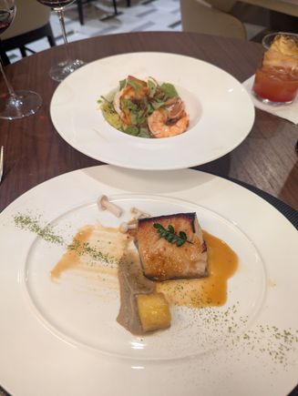 Black cod and shrimp 