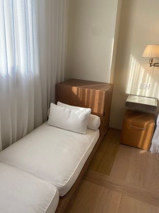 Room Pic 2