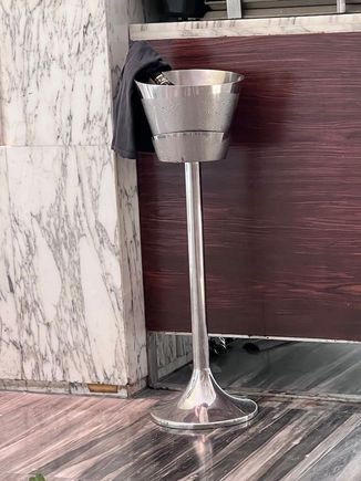 Prosecco for breakfast for elites