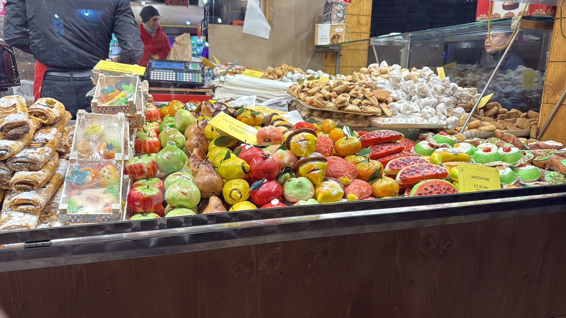 Life-size marzipan fruit in the market