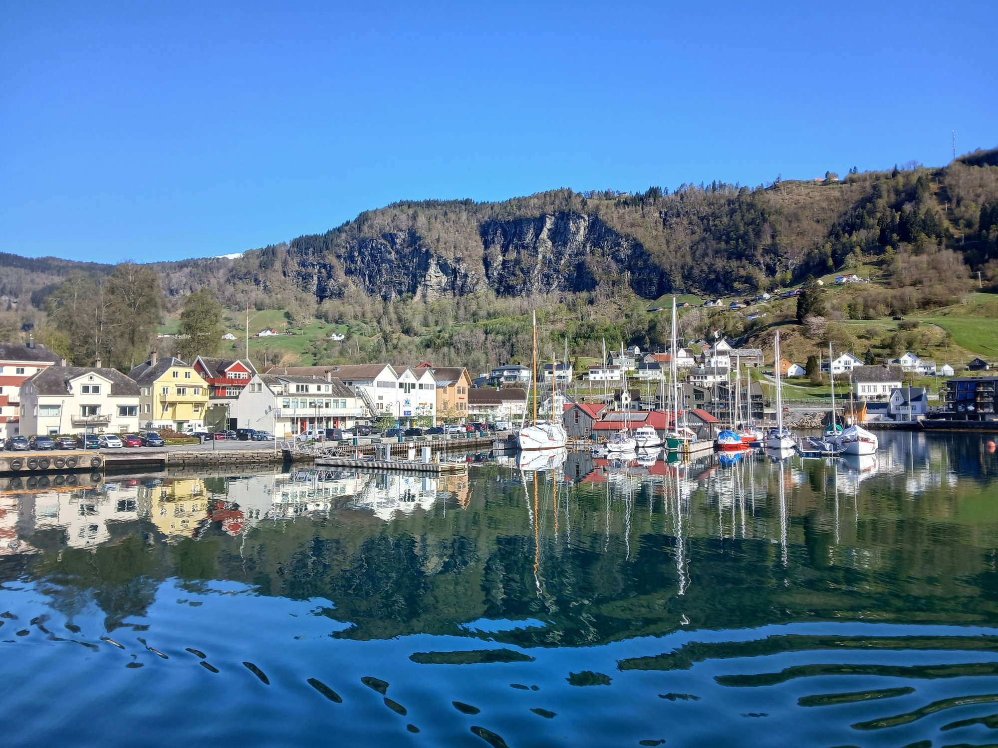 Leaving Norheimsund harbour