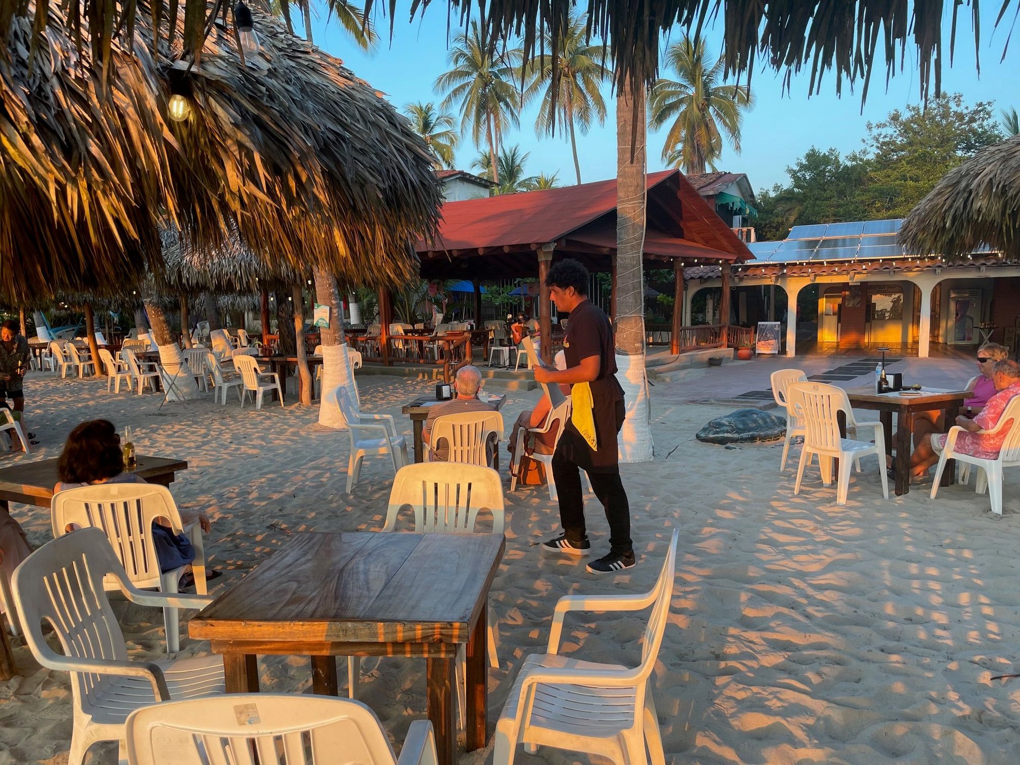 Again, right on the beach, toes in the sand!