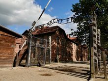 Auschwitz I - Front gate