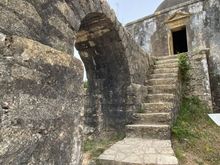 Easy walk on to the aqueduct 