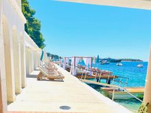 Gorgeous Beach Club Hvar!