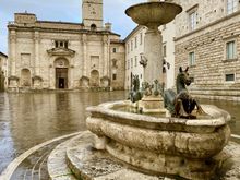 Ascoli Piceno - Piazza del Arringo