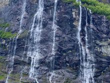 From the ferry to Geiranger 