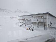 A friend of ours was on a four day trip down the Smith River this week. Another friend who lives near the Smith sent this pic from Wednesday at his ranch. They got hit with three feet of snow and still don’t have power. 

Really curious to hear about our friend’s experience rafting and camping through this past week with three feet of snow. 
