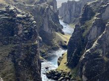 Fjaðrárgljúfur Canyon