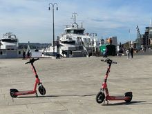 Waterfront promenade 